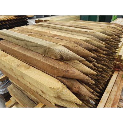 50 x 50 x 0.6m pressure treated landscape pegs